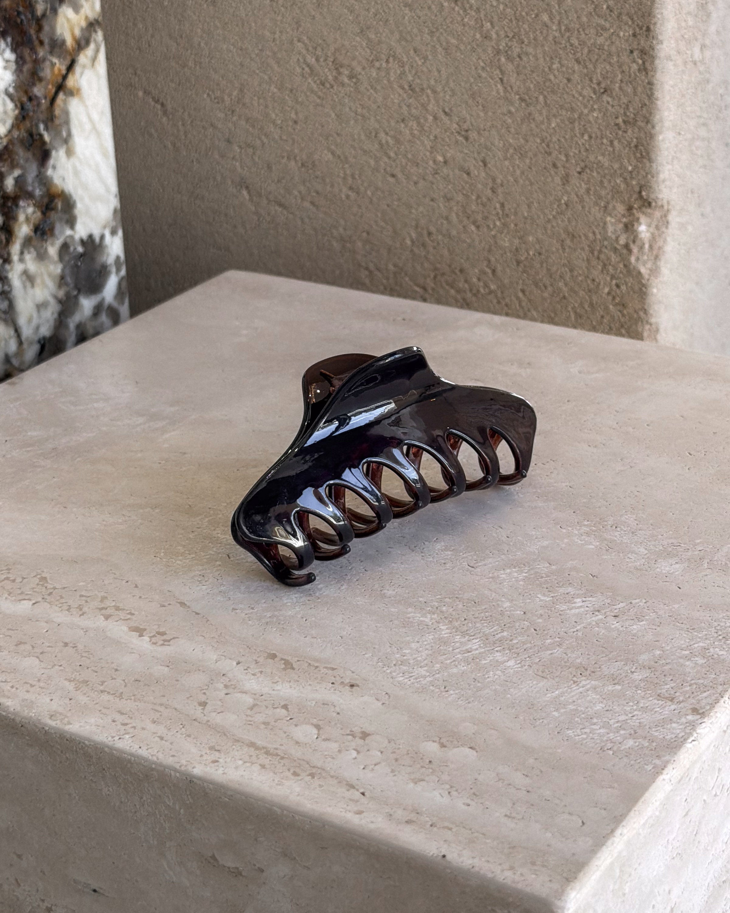 Cocoa Claw Hair Clip